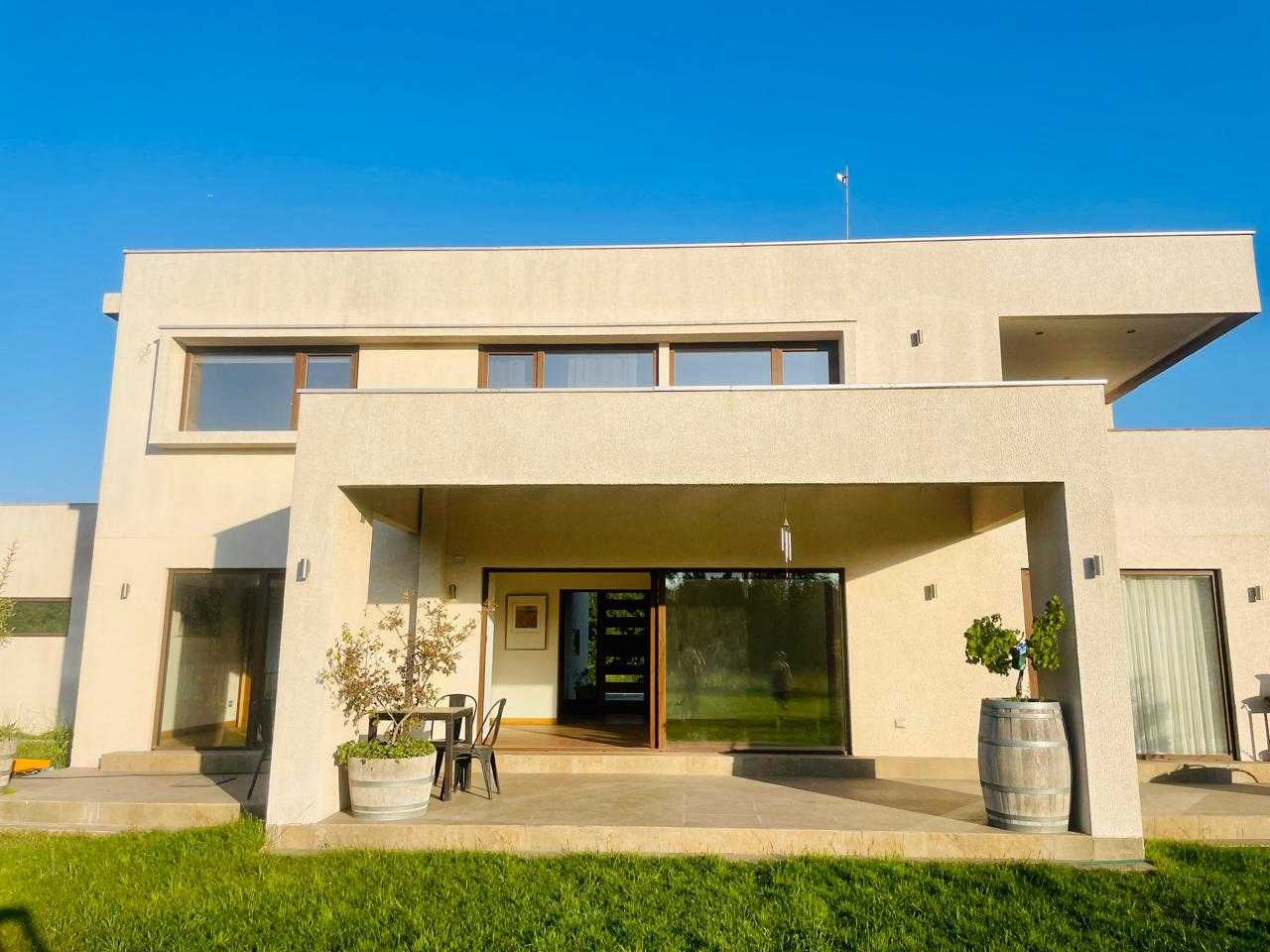 Arriendo Parcela Isla de Maipo - Región Metropolitana