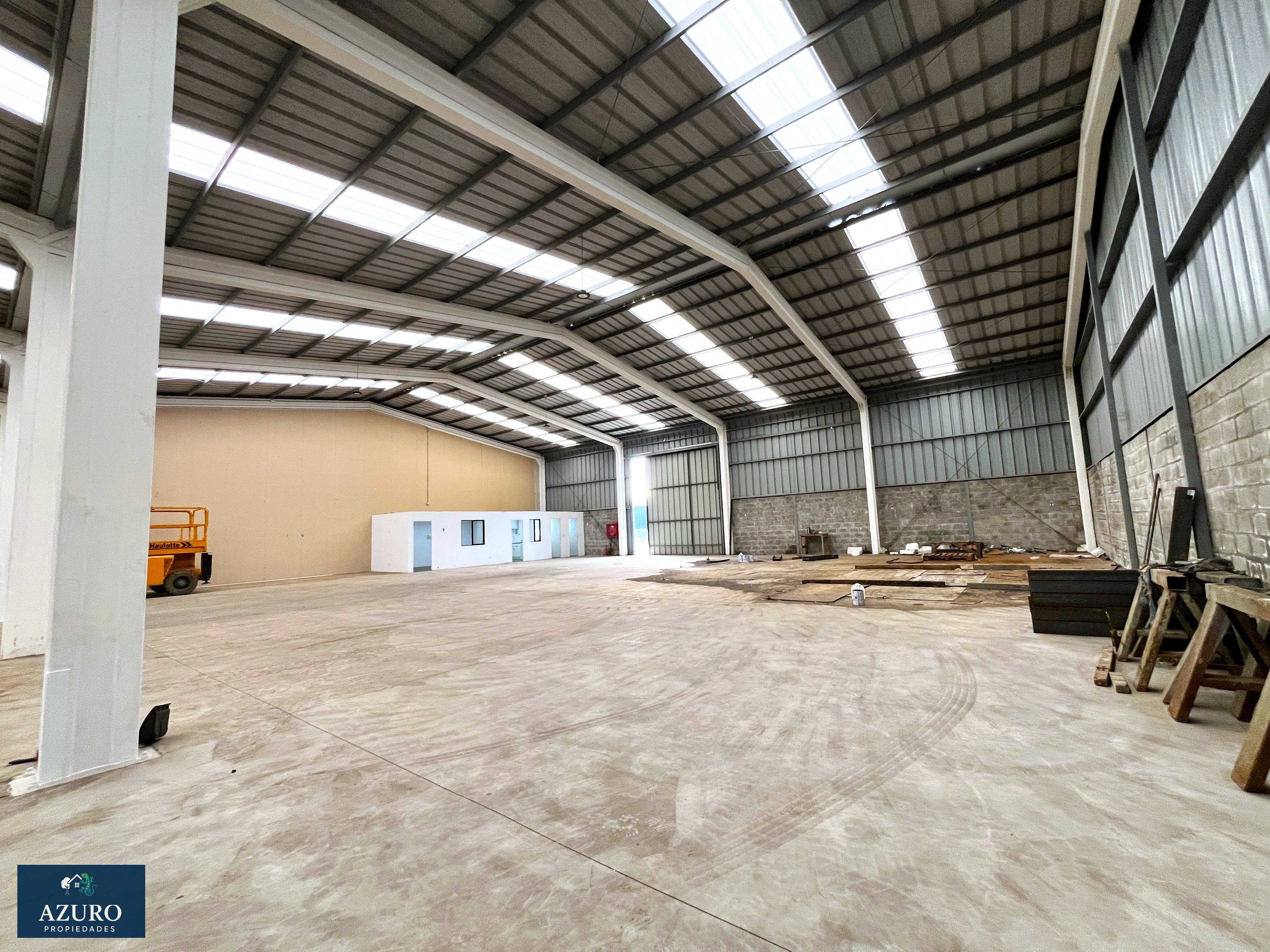 Galpon 930 M2 Parque Industrial Hussamontt Pm