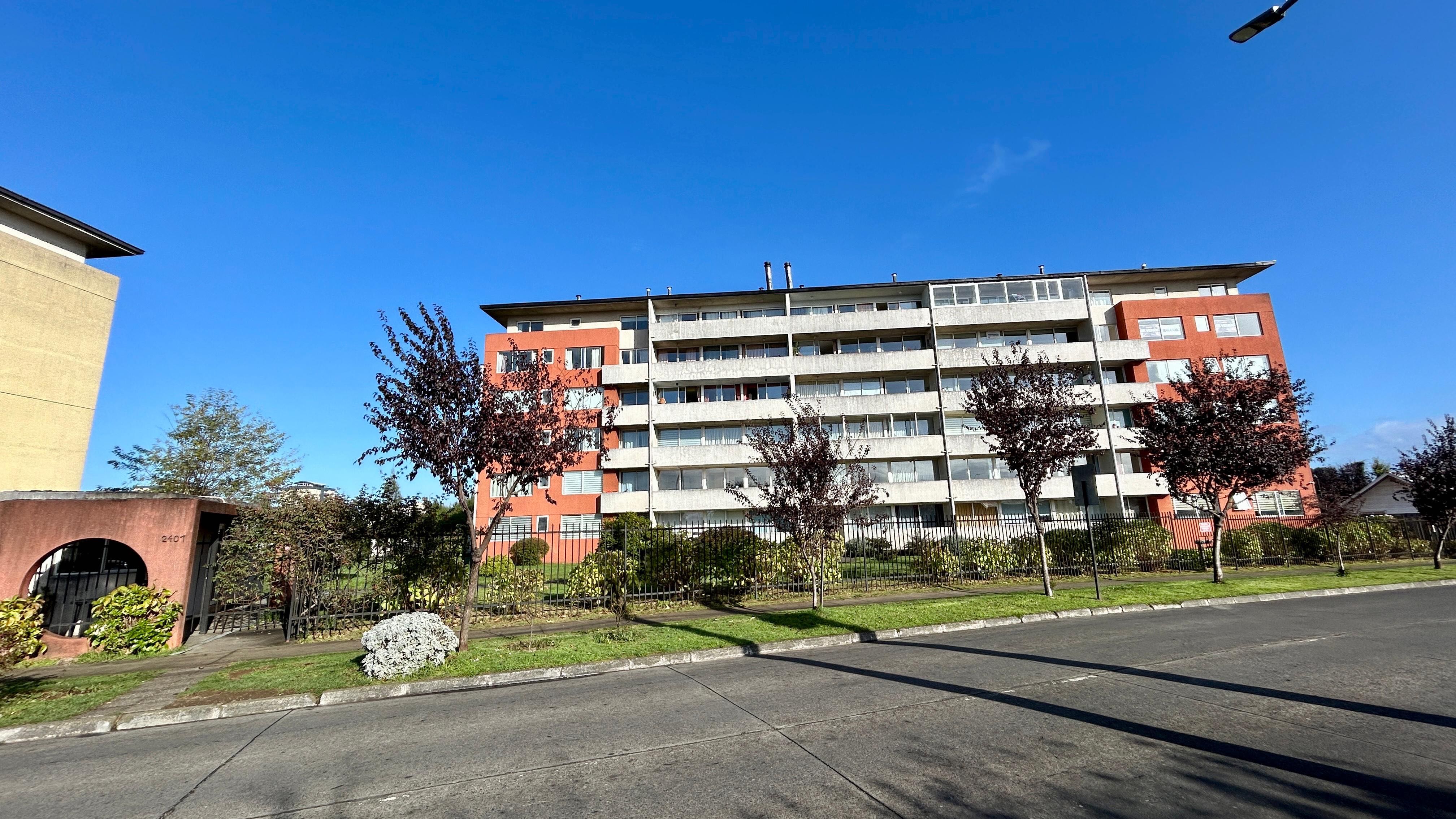 Depto 2D + 2B en Condominio Parque Oriente